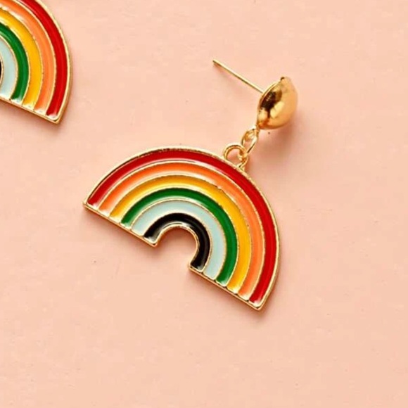 🌈NEW Super Cute Rainbow Earrings🌈 - Picture 2 of 3